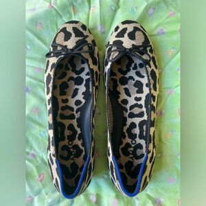 Rothy’s Ballet Flat in Desert Cat size 8.5